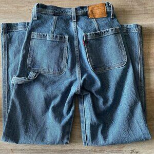 Levi’s rib cage straight jean